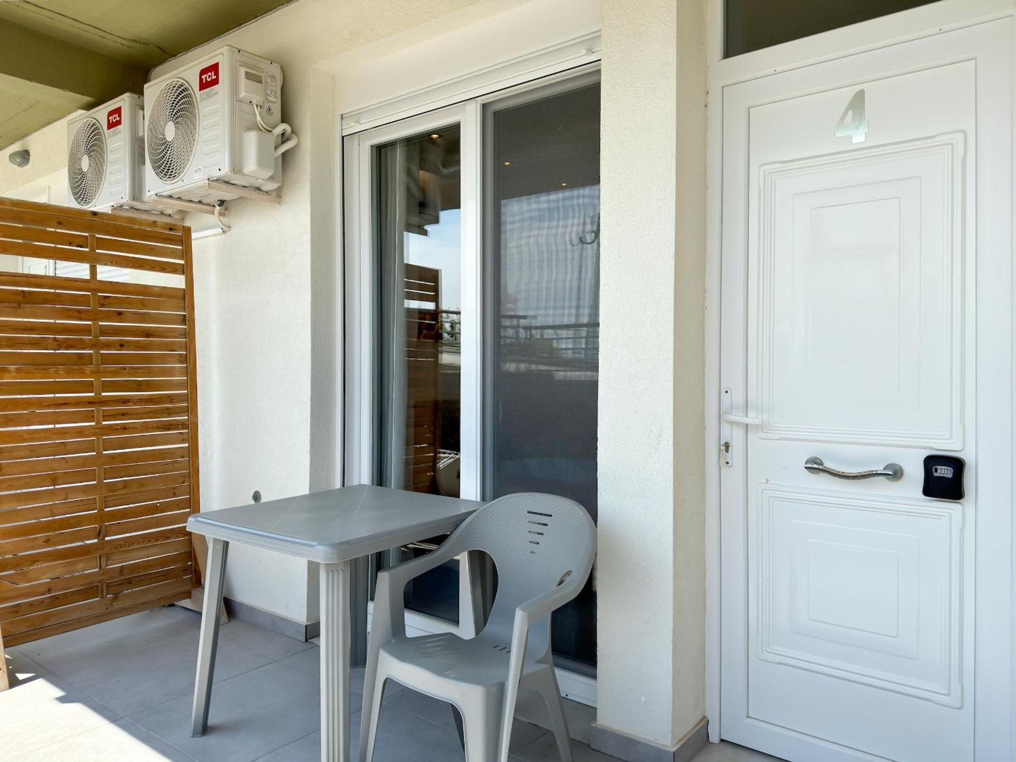 Blue Horizon 6 Apartment Nea Kallikrateia Exterior photo